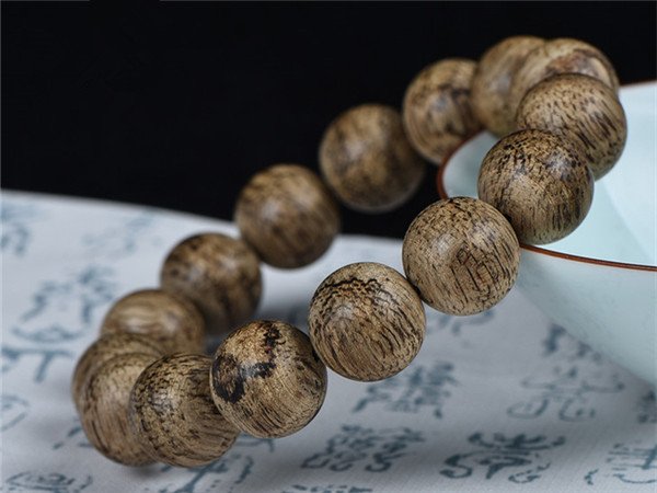 沉香手串什么价格 bx