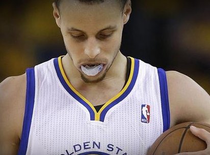 赛斯库里和斯蒂芬库里是什么关系？他俩的实力谁更强？