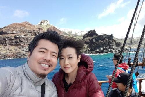 黄国伦鸟巢开演唱会亏1100万是真的吗？