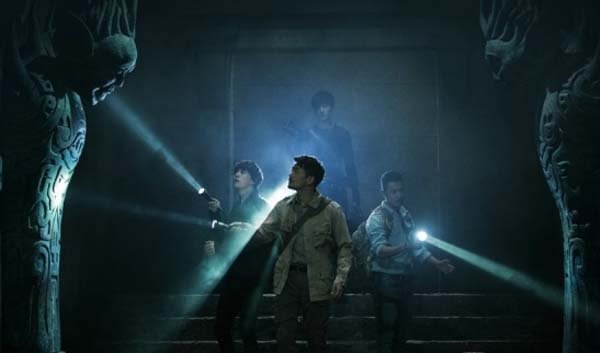 盗墓笔记里面的陈文锦和霍玲是吃了什么才会变禁婆的。