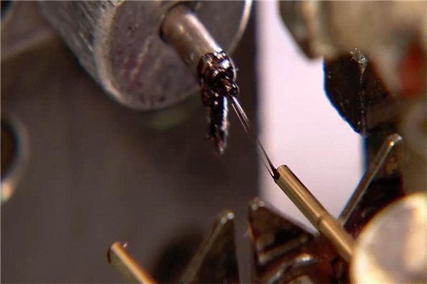 普通的笔在太空真的写不了字吗?为什么要发明太空笔?