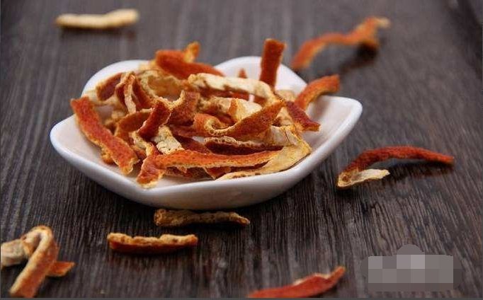 用哪种西药,或中药诱鱼最快? 请详细说明谢谢!