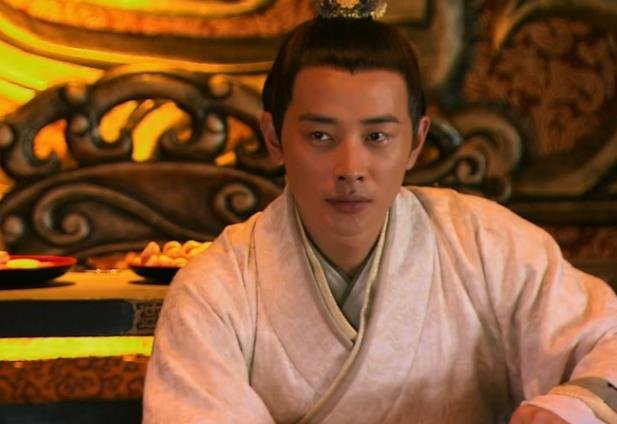 戚夫人被做成人彘,吕后疯狂报复的背后意味着什么?