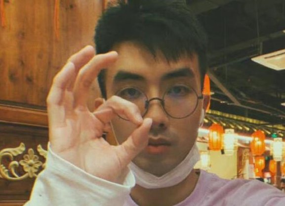 UP主“老坛胡说”结婚,新娘是B站副总裁,他们之间是如何相识的?