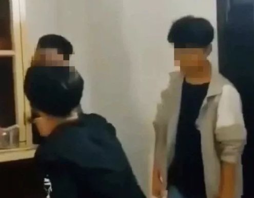 女生厕所内被连扇耳光,安徽歙县警方受案调查,校园暴力该如何整治?