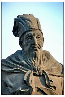 为什么梁启超提出中国历史上有两个半圣人？啥意思？