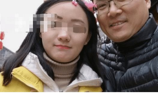 鲍毓明被驱逐出境，他的事情就这样结束了吗？