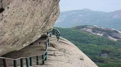 成都凤凰山机场的凤凰山历史