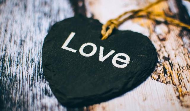 你是一个有心机的人么，心机重的人会有什么表现？