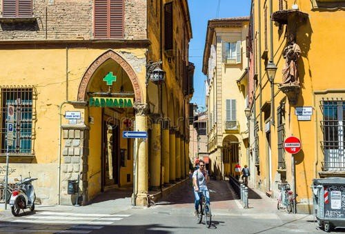 意大利留学一年费用是多少