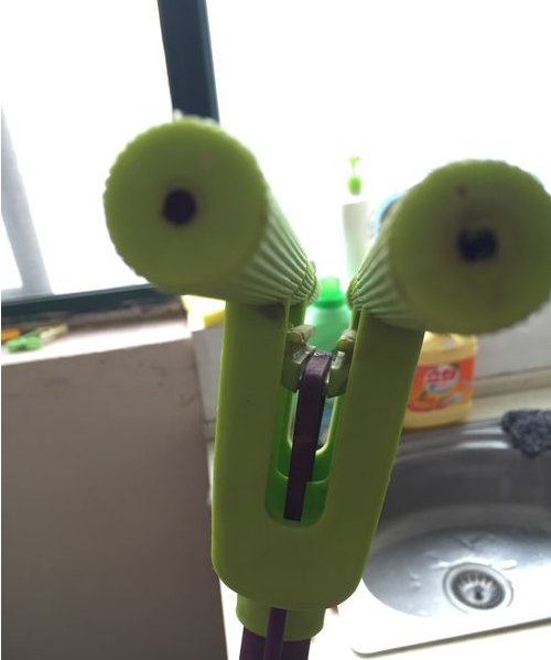 急！妙洁的拖把头怎么替换？？