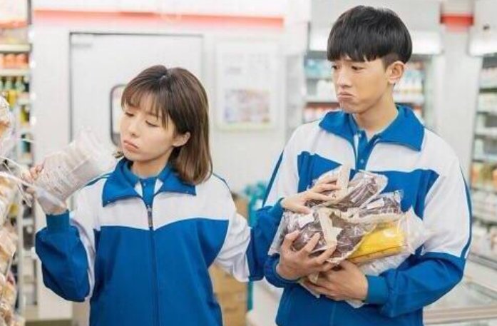 越来越多年轻人选择独居生活，这是为何？