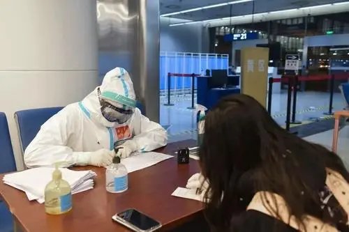 杭州新增5例无症状,4人系同事,他们是如何被感染的?