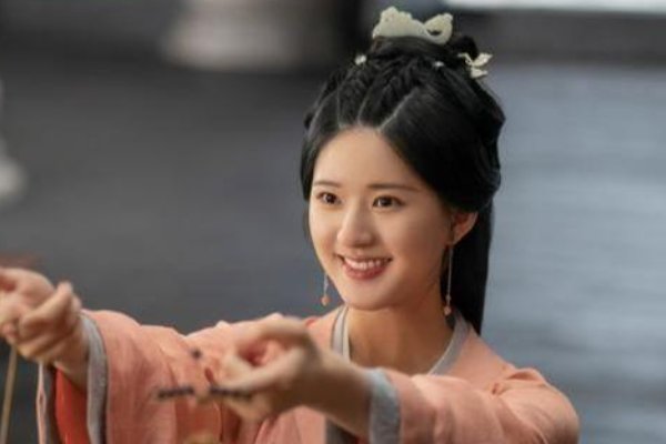 赵露思说少商其实还不懂爱，剧中的少商是从什么时候懂情爱的？