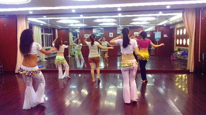 舞乙的《舞乙》 - 人物介绍