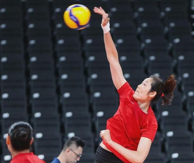 朱婷手腕伤势如此严重，为何还要坚持带队参加全运会？