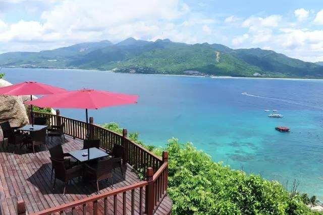 号称“犯罪集团届的金卡戴珊”的墨西哥顶级杀手Claudia，是怎么死的