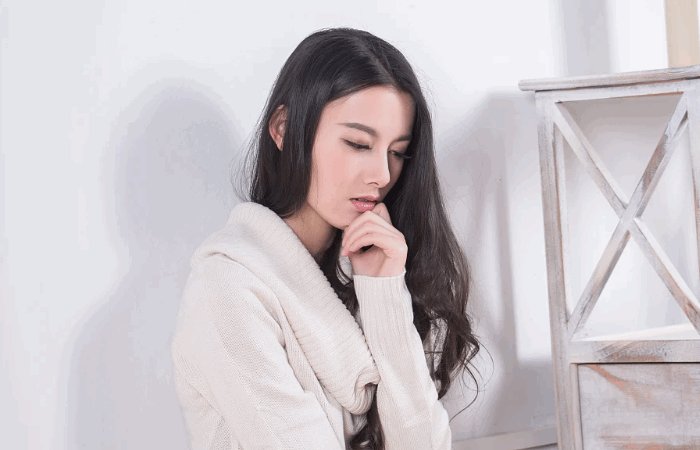 女子佛系清冷网名二字