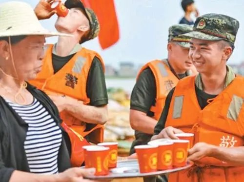 山西一餐馆2天备4000份饭送抗洪一线，当地的灾情如何？