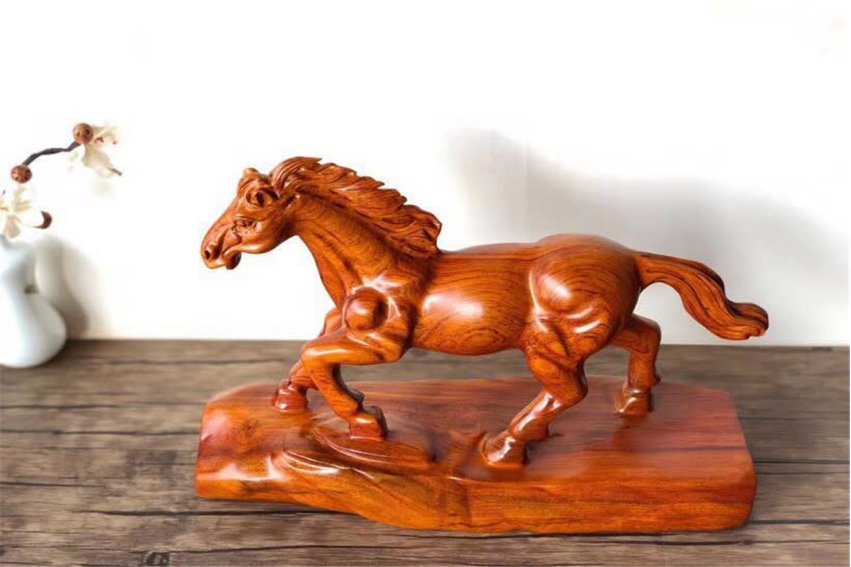 英勇善战打一正确生肖