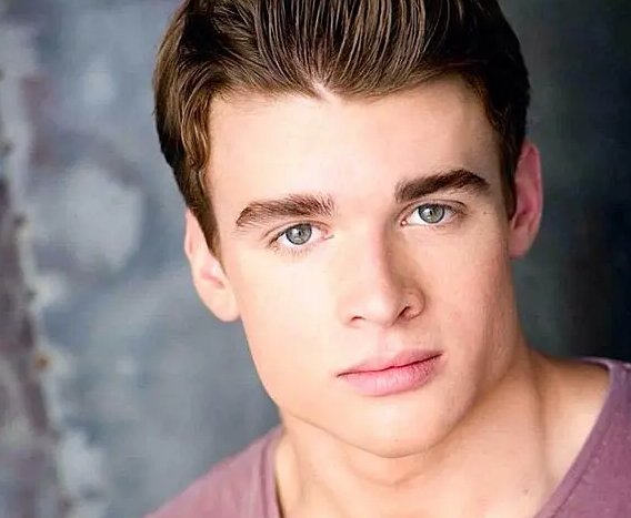 austin falk 的详细资料？