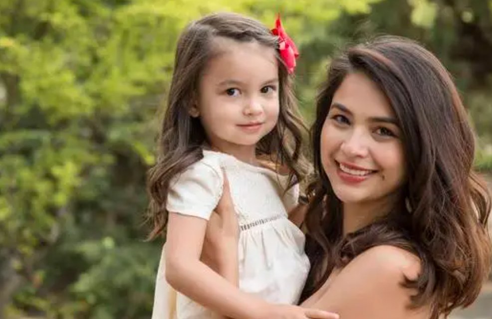 父亲缓慢有力挺送女儿的话