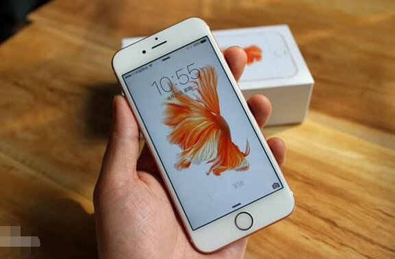 苹果6s哪年出的