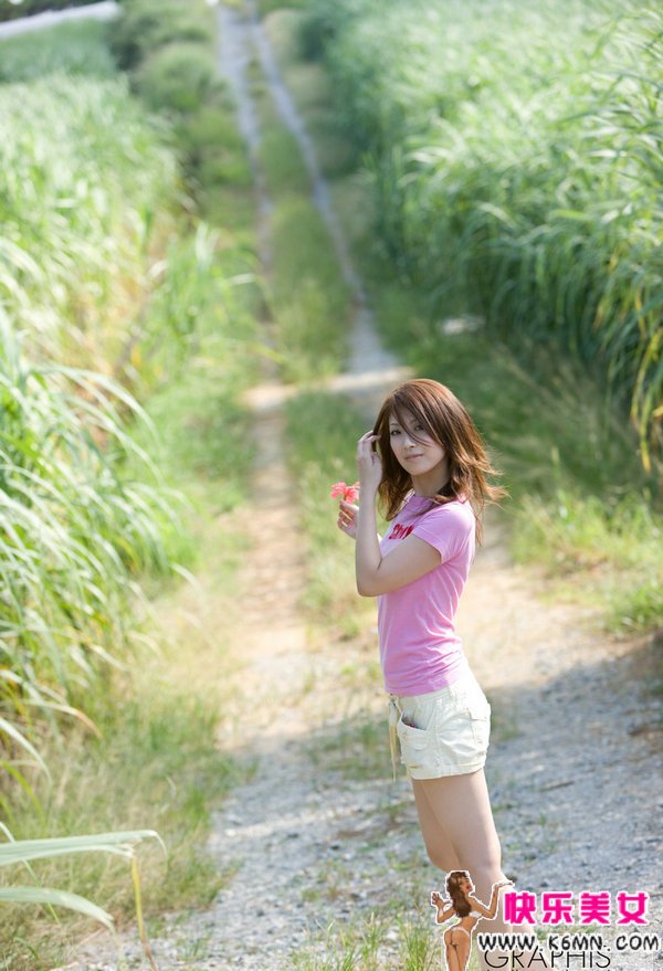 谁知道她是谁？