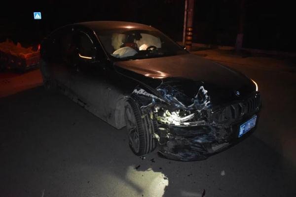 湖南涉外经济学院车祸记录仪画面曝光，当时到底发生了什么？