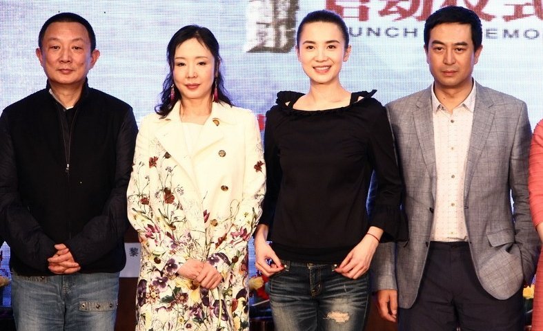 宋佳恋爱经历曝光，自曝曾靠美貌征服了3个男人，你知道他们都是谁吗？