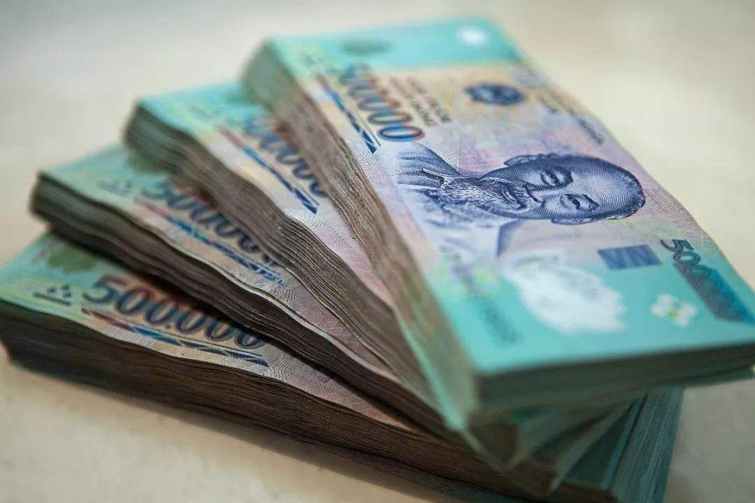 越南盾10000元等于人民币多少？