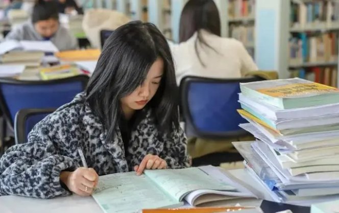 插班生如何申请