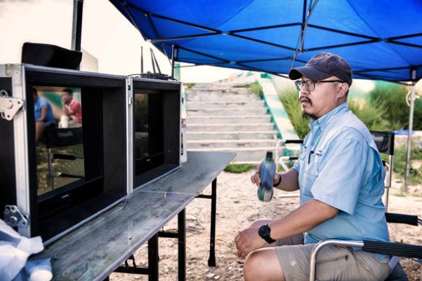 孤注一掷提前点映什么意思