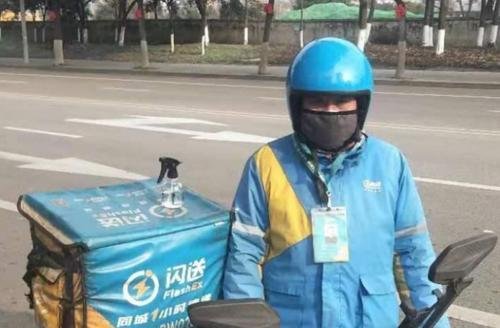 闪送员回应进商场购物被拒，这是一种管理过度的表现吗？