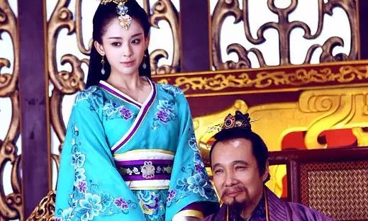 貂蝉的义父是谁呢?