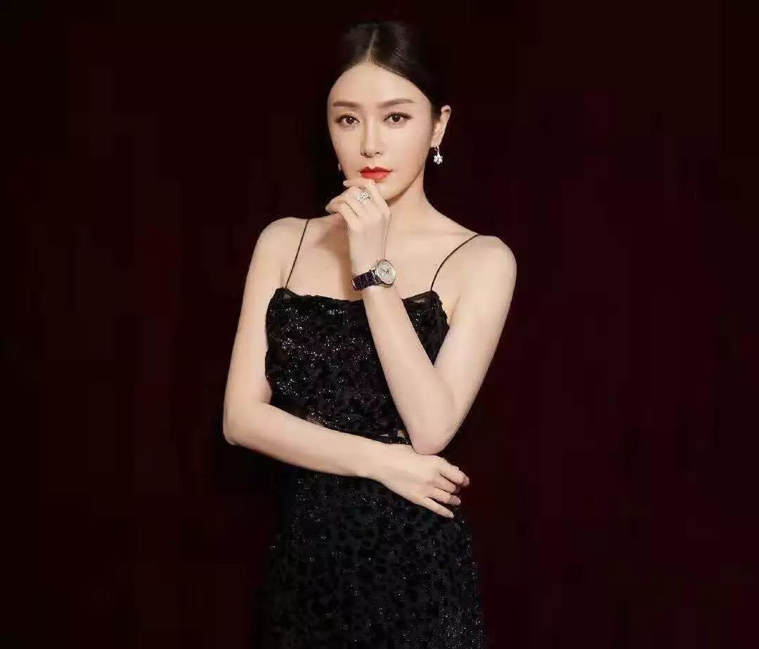 “人间最惨”秦岚：被于正意外拉下水，为恋爱散尽家财反被抛弃，你怎么看？