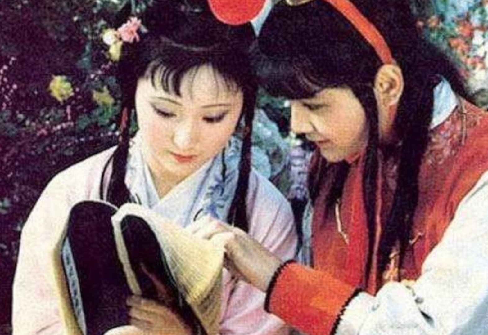 《红楼梦》里，千红一窟，万艳同杯，是什么意思？具体指的是什么？😊