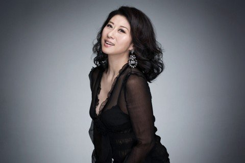 叶倩文有几个亲生子?