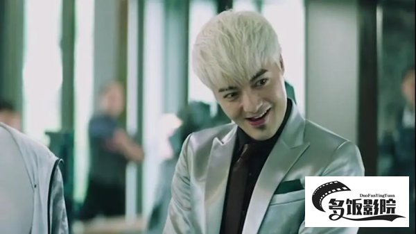 角头2白毛扮演者