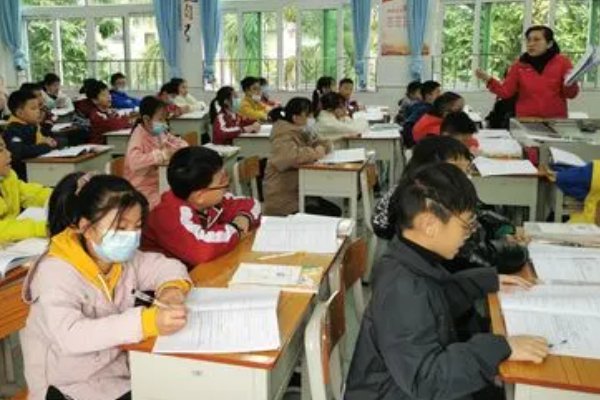 秀外慧中的意思解释