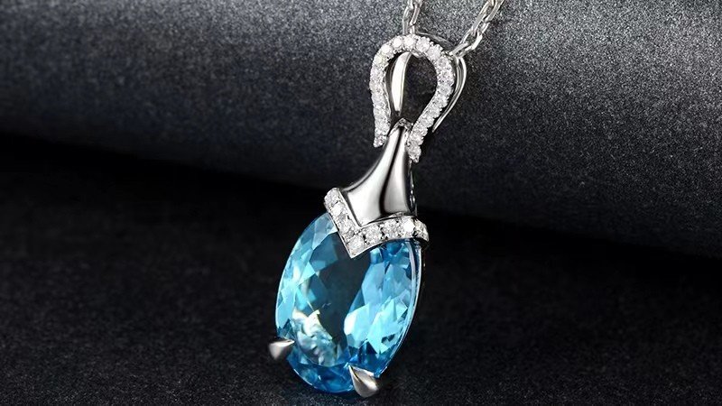 托帕石是什么宝石