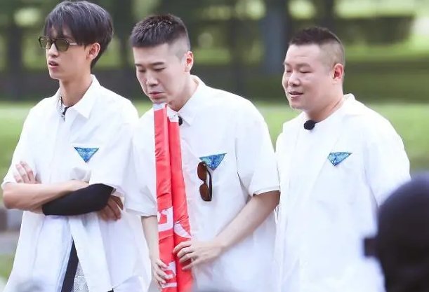 关于《德云斗笑社》第三期,是什么时候播出的?