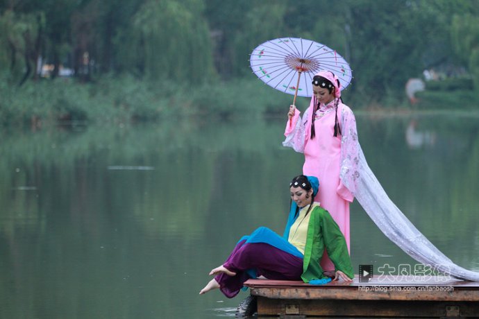 白蛇外传的基本信息