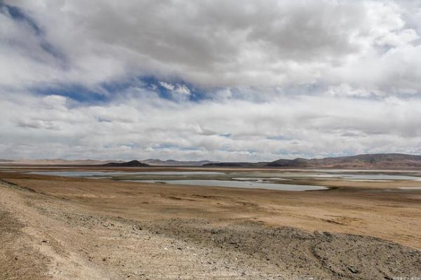 亚洲一二三无人区的面积