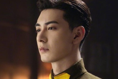 《一见倾心》谭玹霖历史人物是什么？