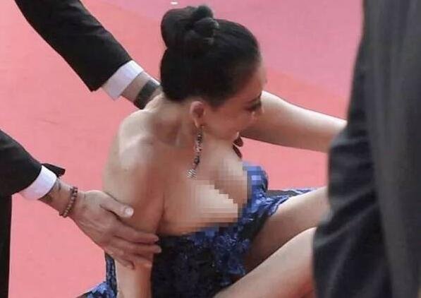 网红刑小红否认戛纳红毯假摔，是不是在蹭第二波热度？