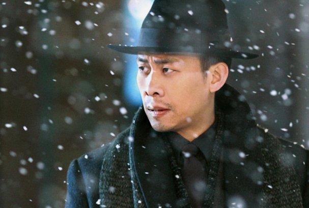 《悬崖之下》这部电影，你认为怎么样？