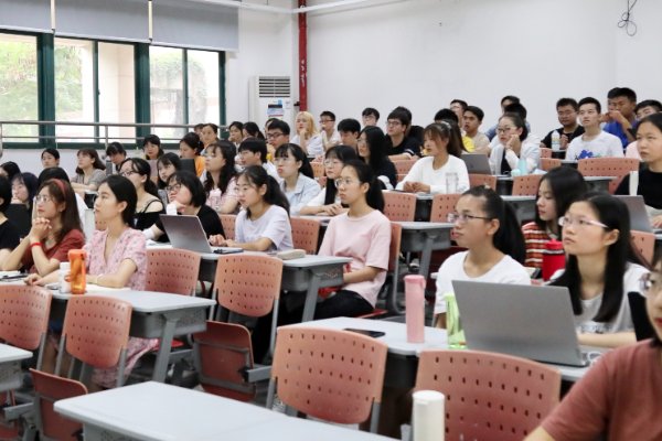 轻捷的解释是什么意思