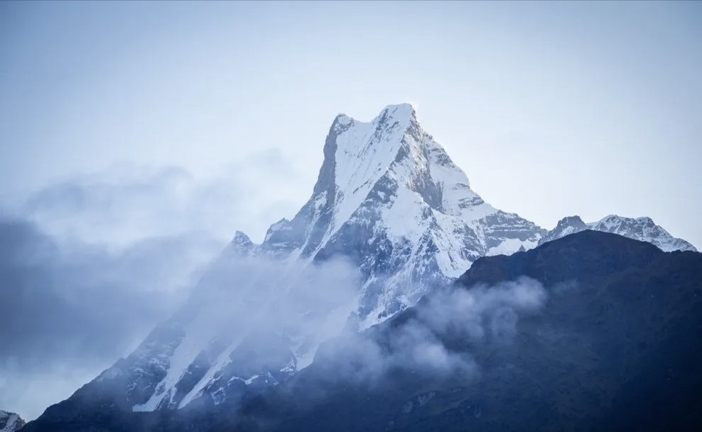 峰峦如聚的下一句