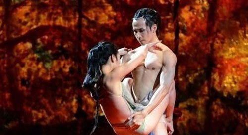 西门庆穿越大战白富美的内容简介